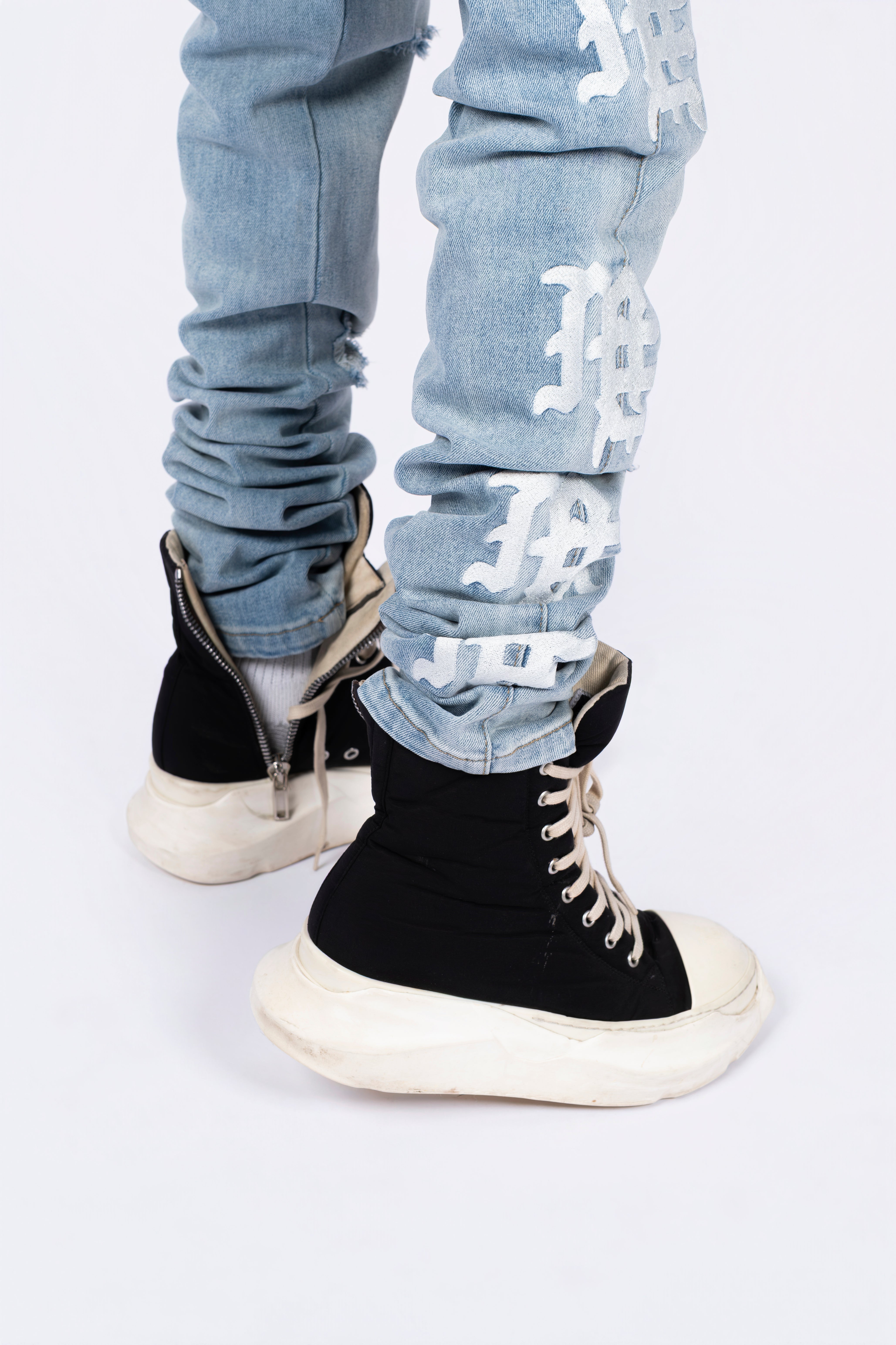 Mixed Emotions　‘Sea’ Monogram Denim