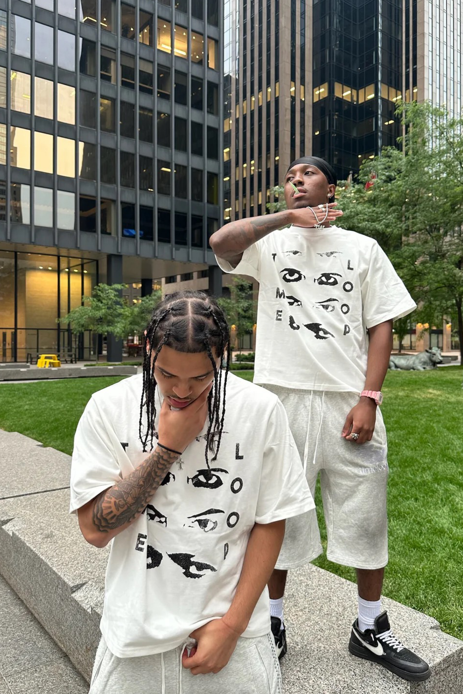 EYES TEE