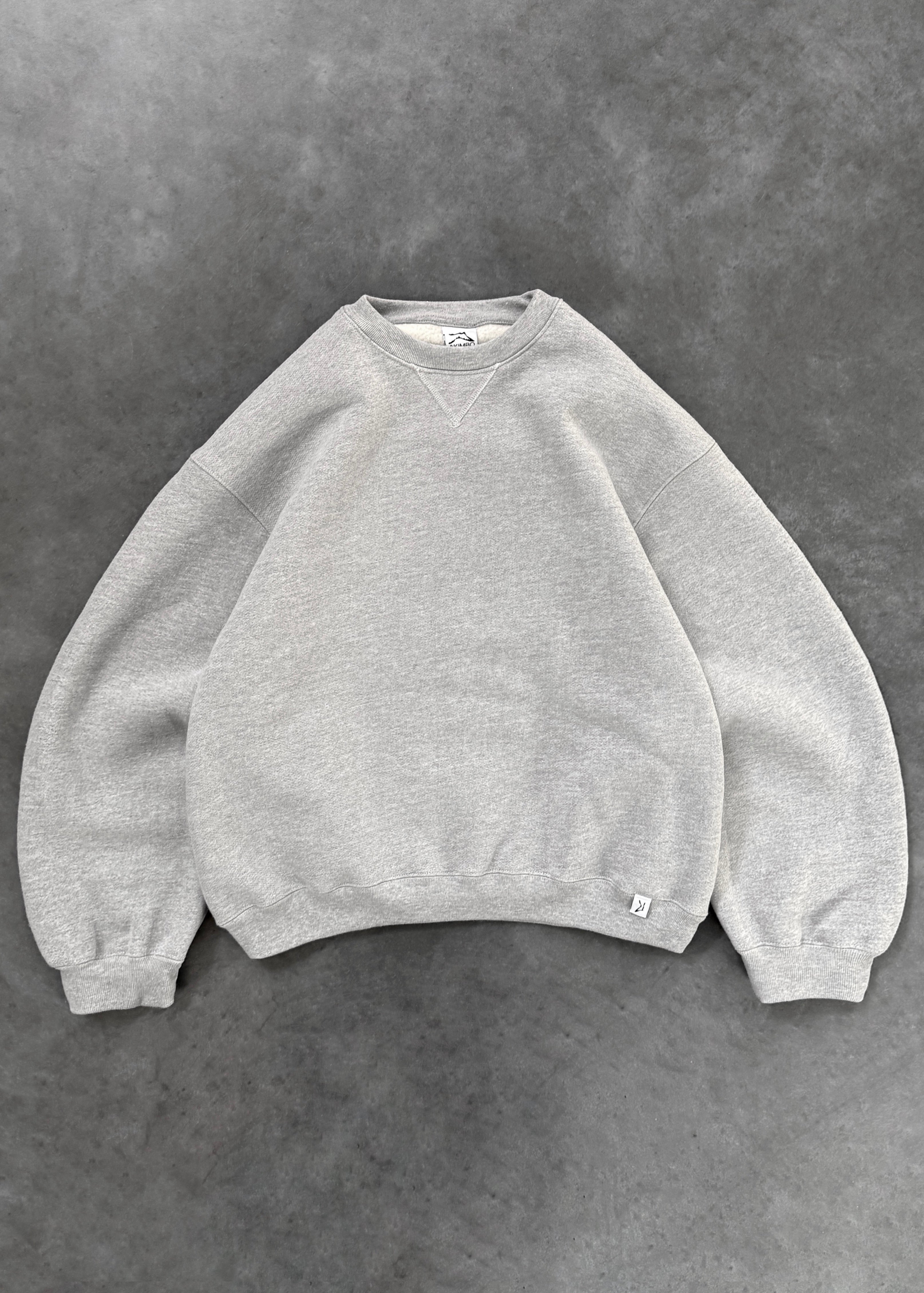 CREWNECK - HEATHER GREY