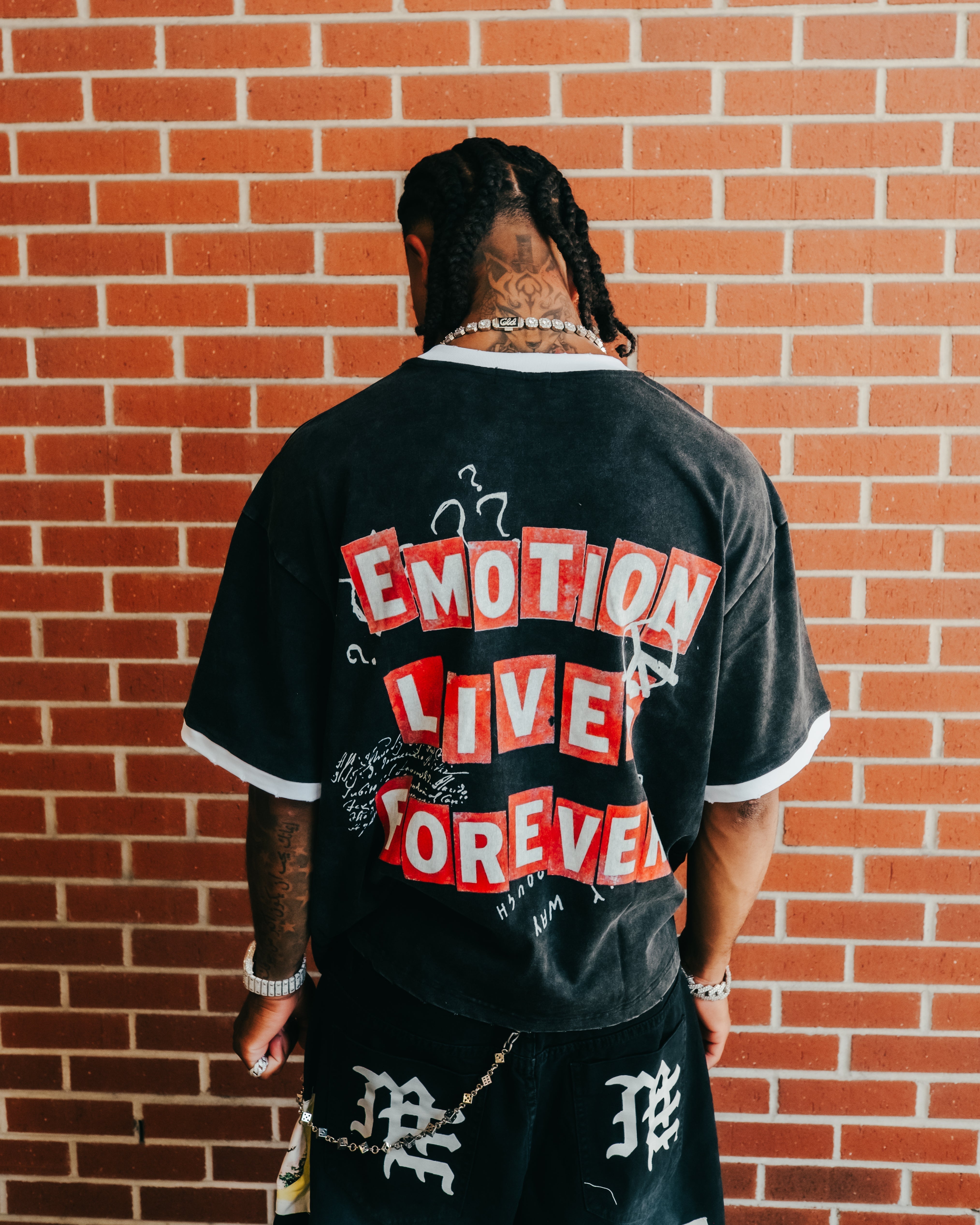 Mixed Emotions　Black “Static” Tee
