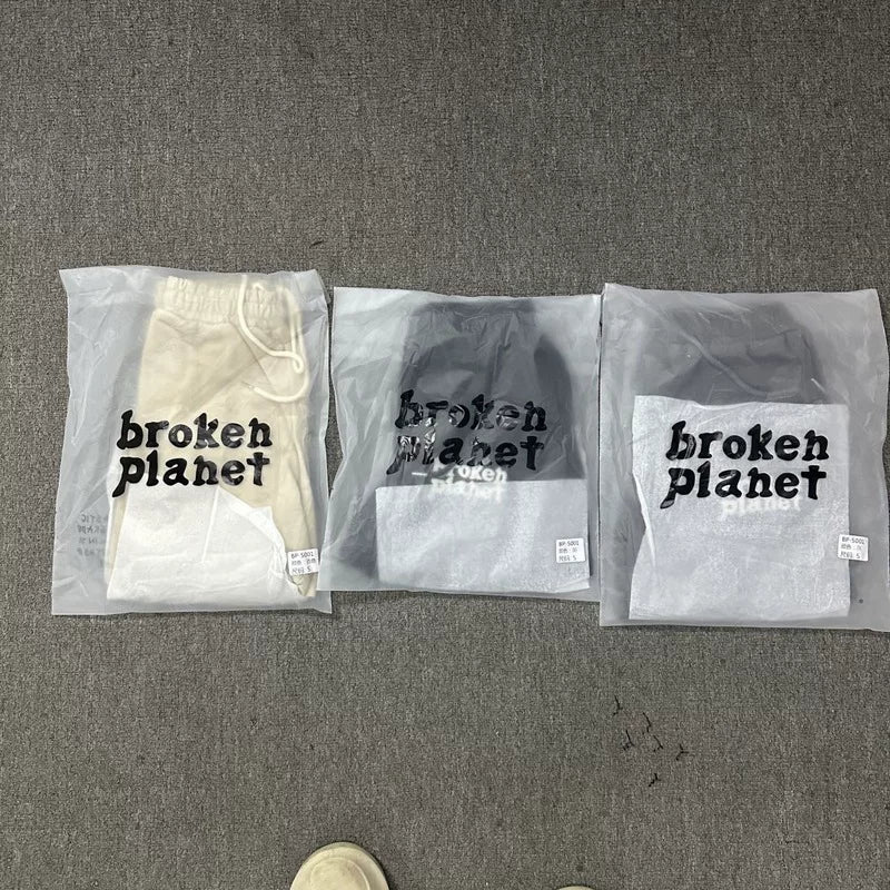 Broken planet trendy letter foam printed drawstring five quarter shorts